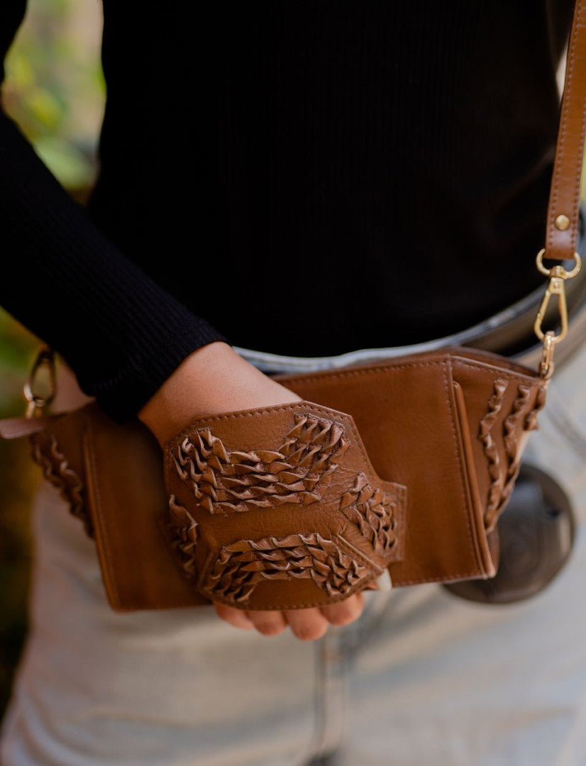Khai Wristlet in Tan - Econock