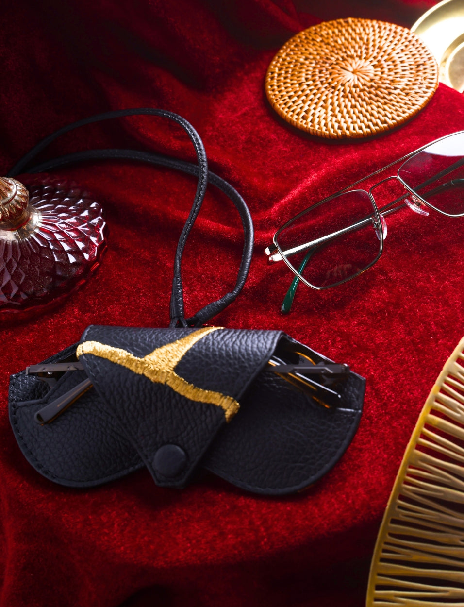 Noir-Kin Sunglass Case
