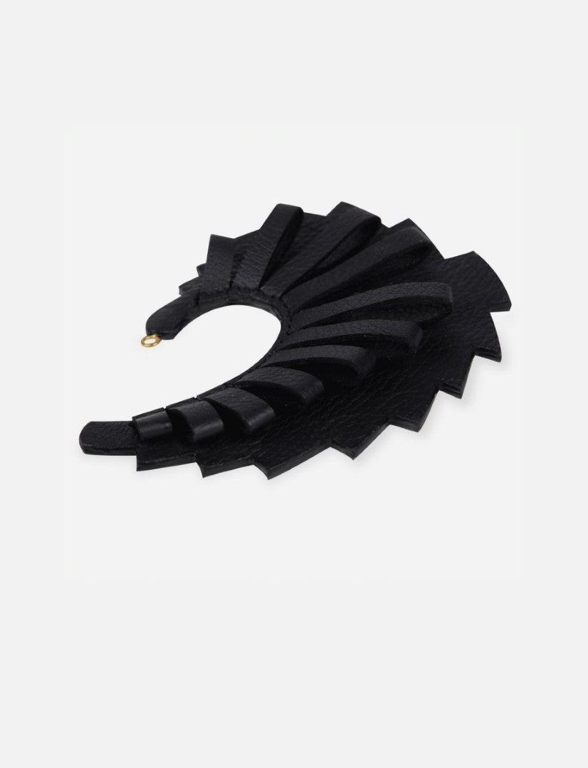 Hana Earcuff in Black - Econock