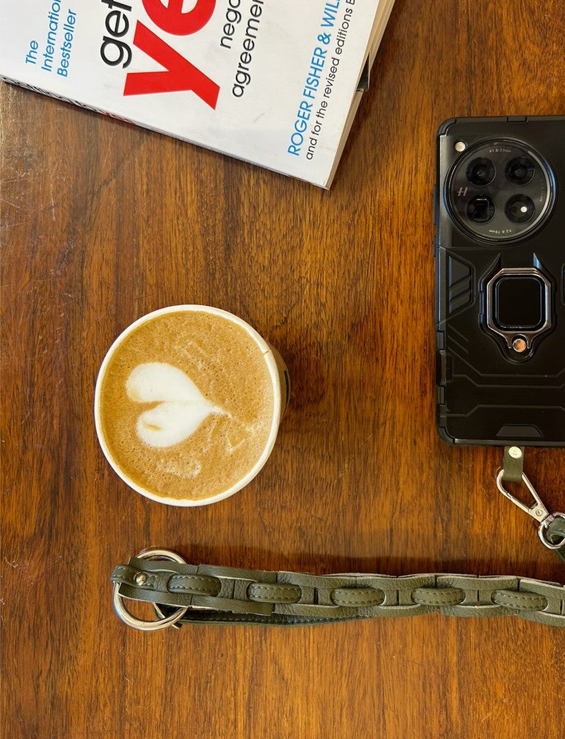 Kenza Phone Lanyard in Olive - Econock