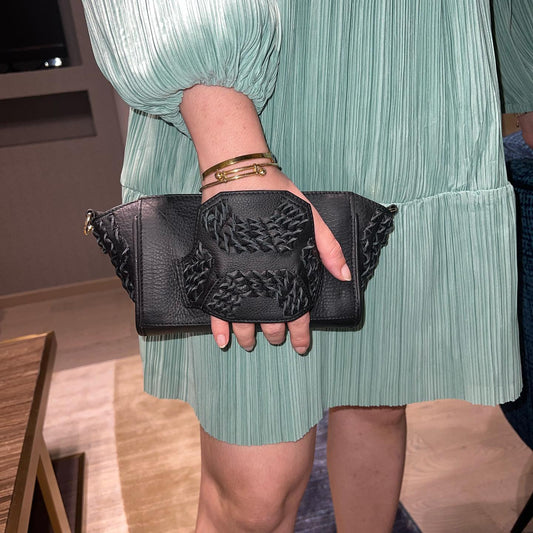 a DXB Night out ⚡️🍸🧚‍♂️  With a bag I’m in love with