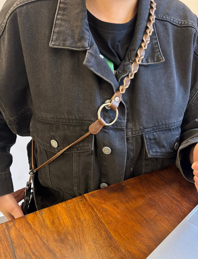 Kin Phone Lanyard in Tan