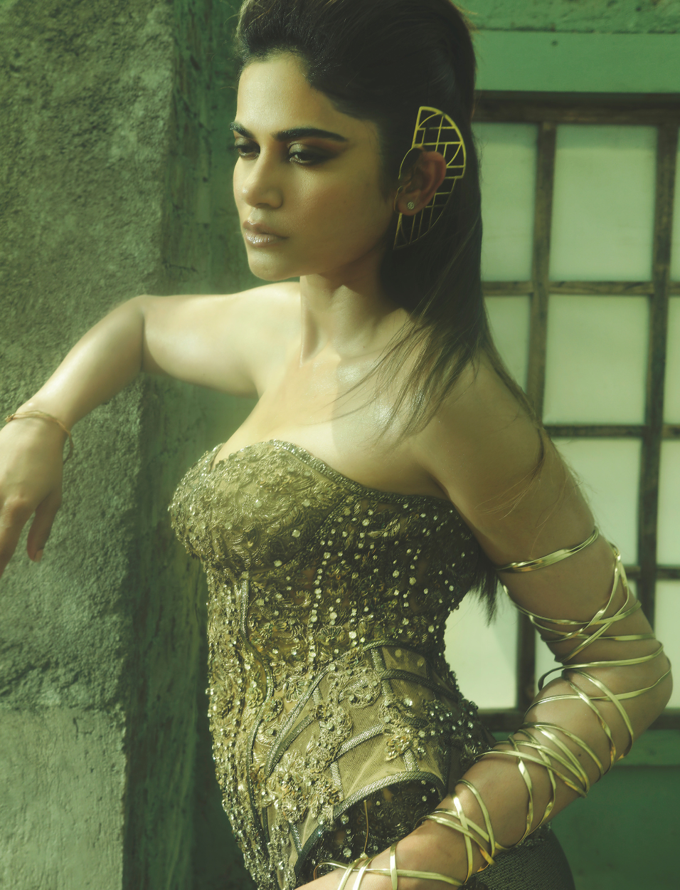 Aaditi Pohankar in Nora Earcuff